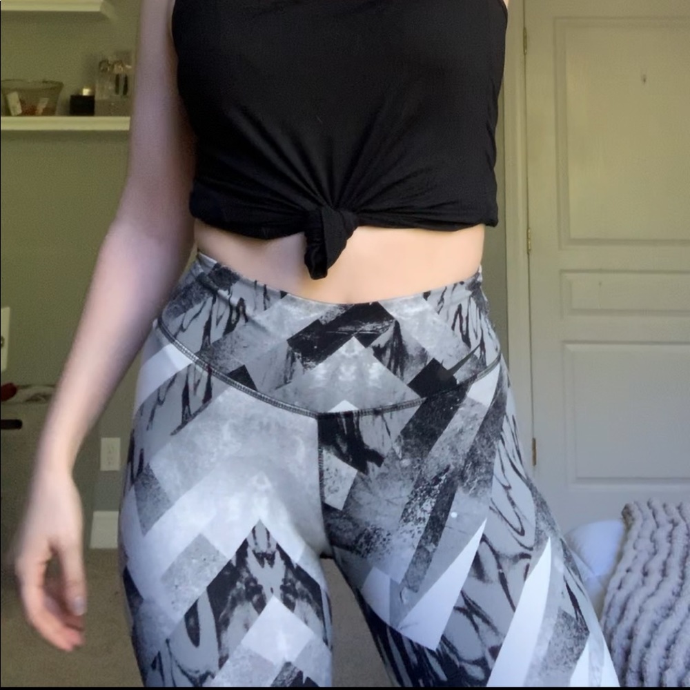 Nike Capri color block leggings